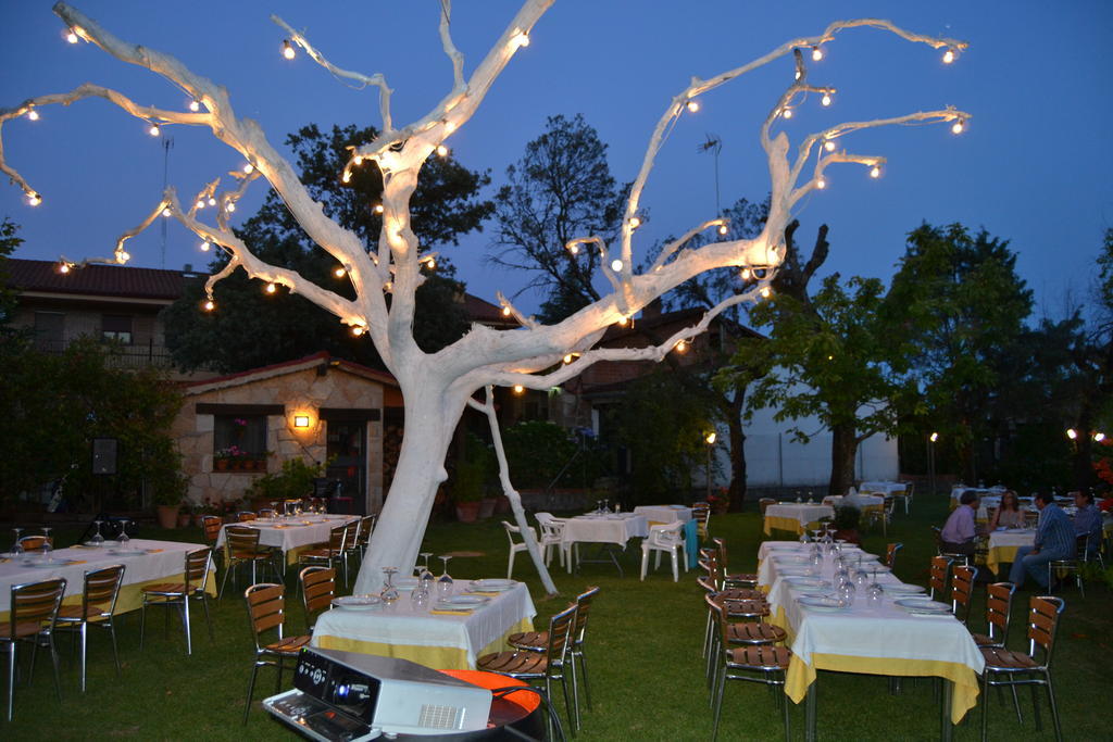 Hostal El Cardenillo Madrigal de la Vera Ngoại thất bức ảnh